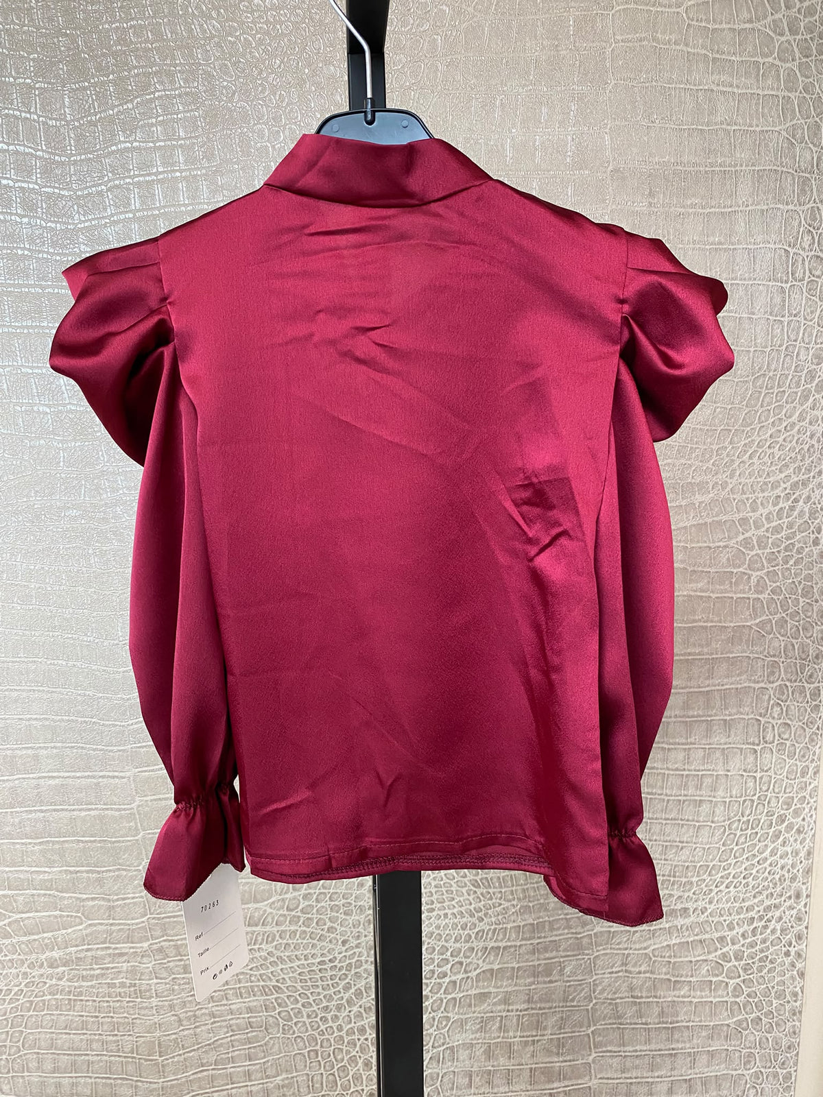 Elegante satijne Blouse met Strik