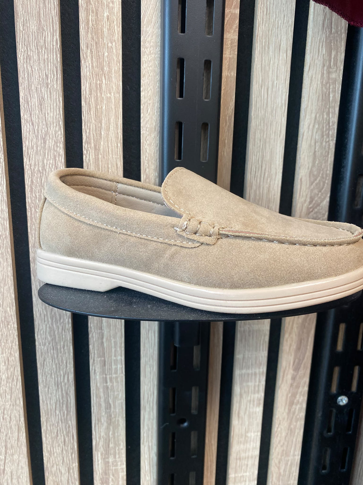 Classic Suède Loafers